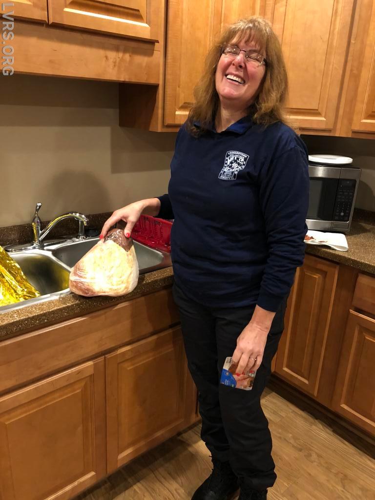 Lachelle getting ready to do some cooking.